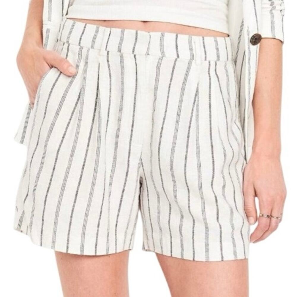 Old Navy Extra High-Waisted Taylor Linen Trouser Shorts Pinstripe Plus XXL NWT